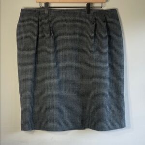 Rena Rowan 100% Wool Black and White Pleated Midi Skirt